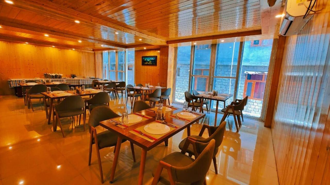 Hotel Winterline - Five Star Luxury Hotel Near Mall Road Manali Esterno foto
