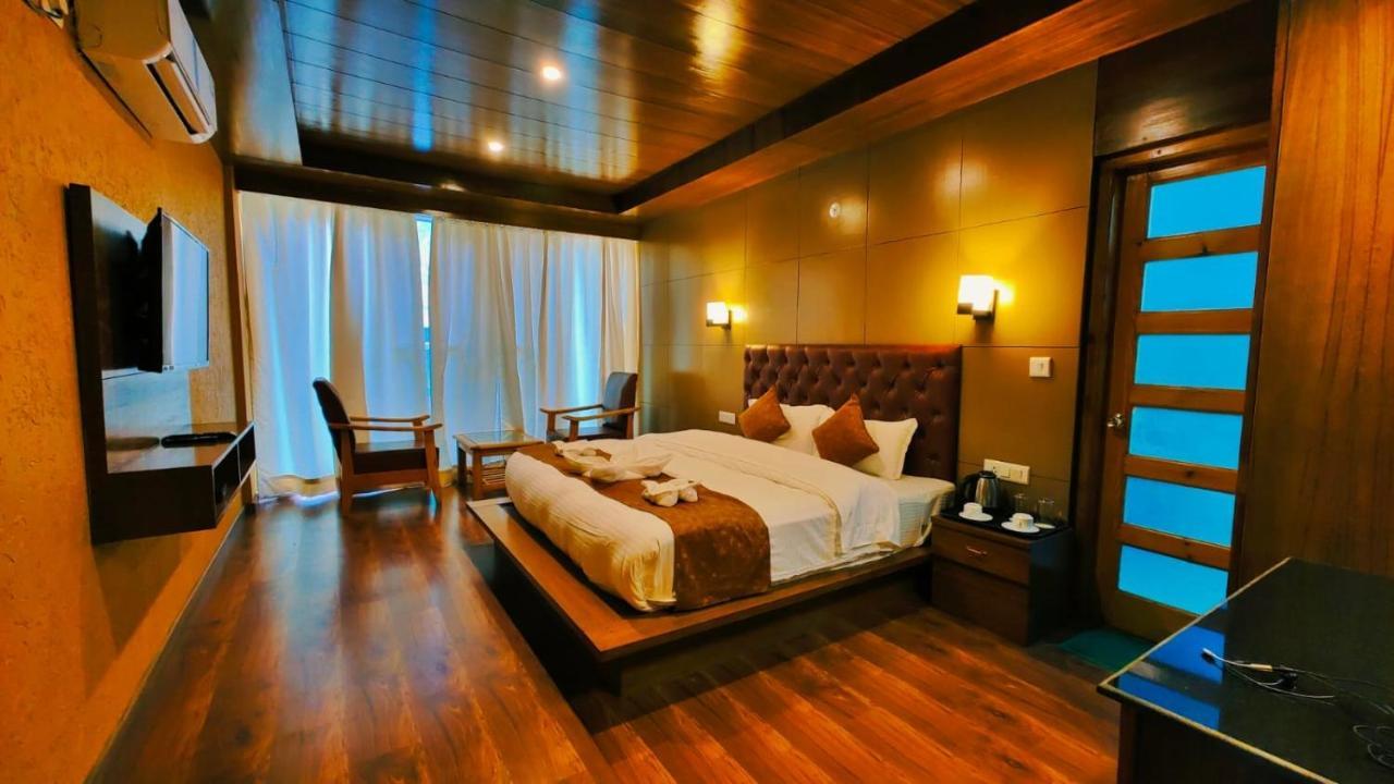 Hotel Winterline - Five Star Luxury Hotel Near Mall Road Manali Esterno foto